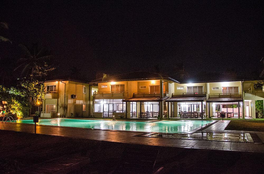 Sanmali Beach Hotel Маравила Екстериор снимка