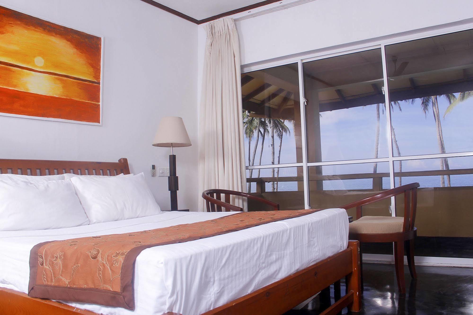 Sanmali Beach Hotel Маравила Екстериор снимка