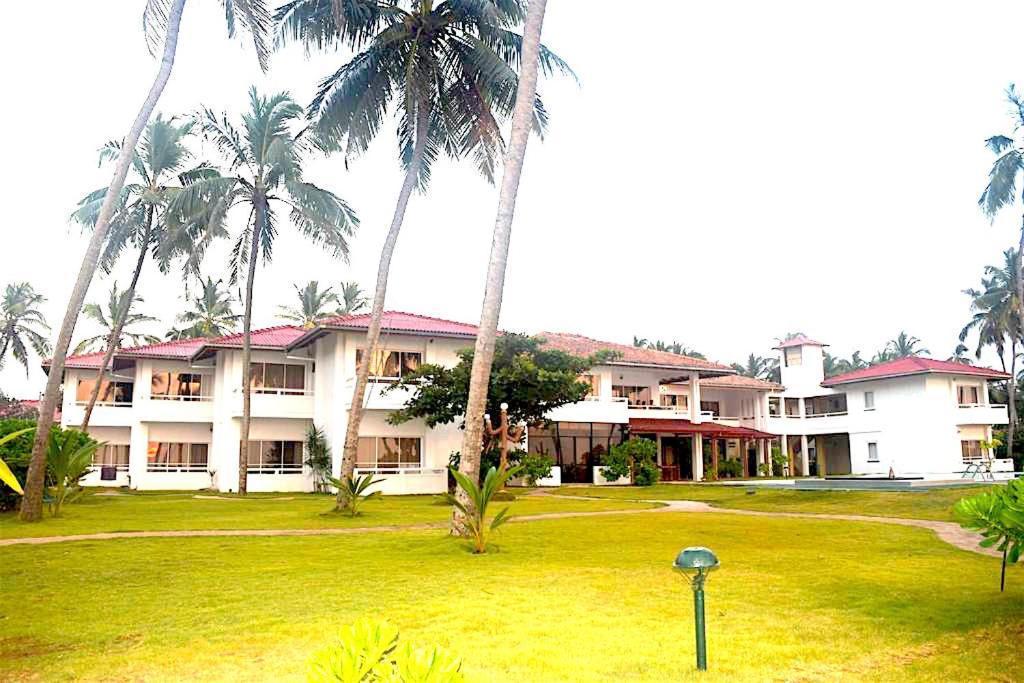 Sanmali Beach Hotel Маравила Екстериор снимка